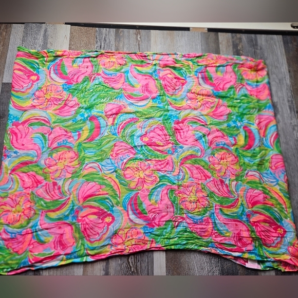 Lilly Pulitzer Accessories - Lilly Pulitzer Riley Infinity Loop Scarf So A Peeling Pattern Elephant Pink